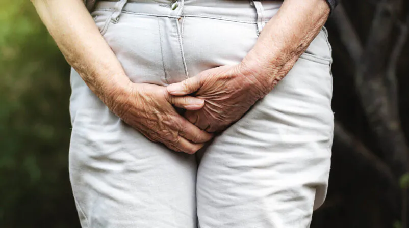 Incontinência urinária em idosos: por que acontece e como tratar